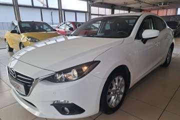 2.0 SKYACTIV-G 120KM-Krajowa,I rej.2016,Czujniki park.Niski przebieg!